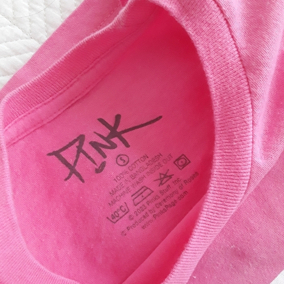 Pink Concert Tshirt - Picture 4 of 4